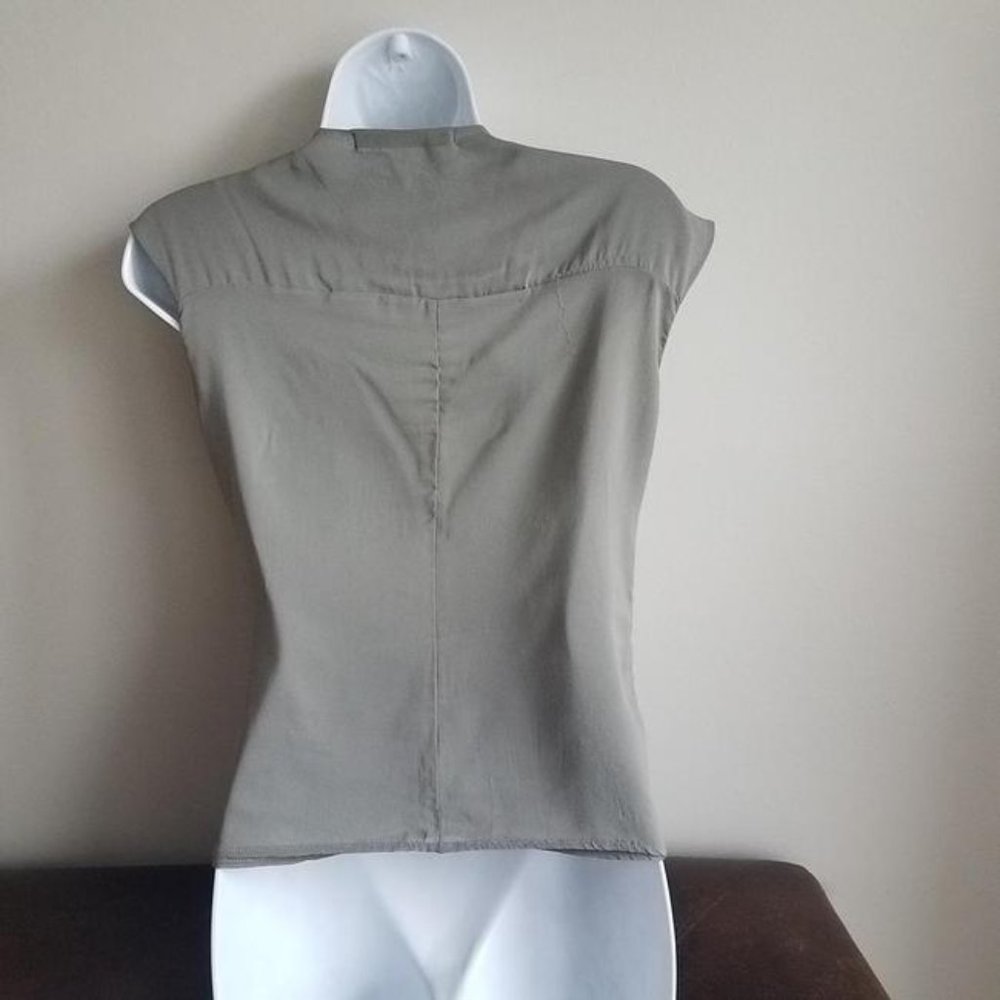 vest - Picture 3 of 3